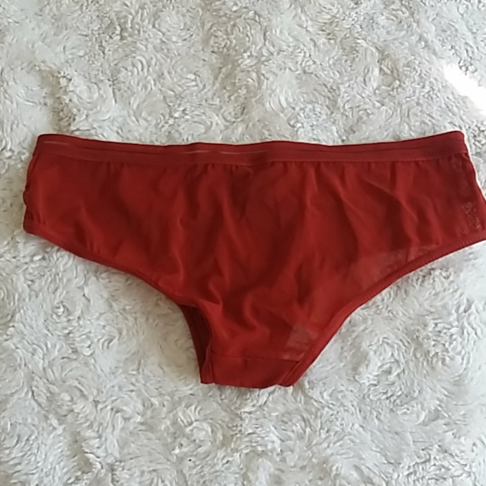 Rust red underwear - Picture 2 of 2